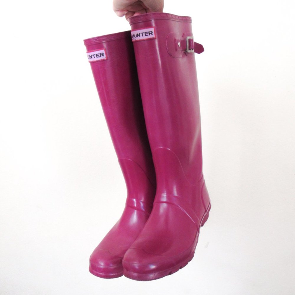 HUNTER Fuchsia Pink Tall Rain Boots- Unisex Women's 10 or Men's 9 *sold as is* - Picture 2 of 14